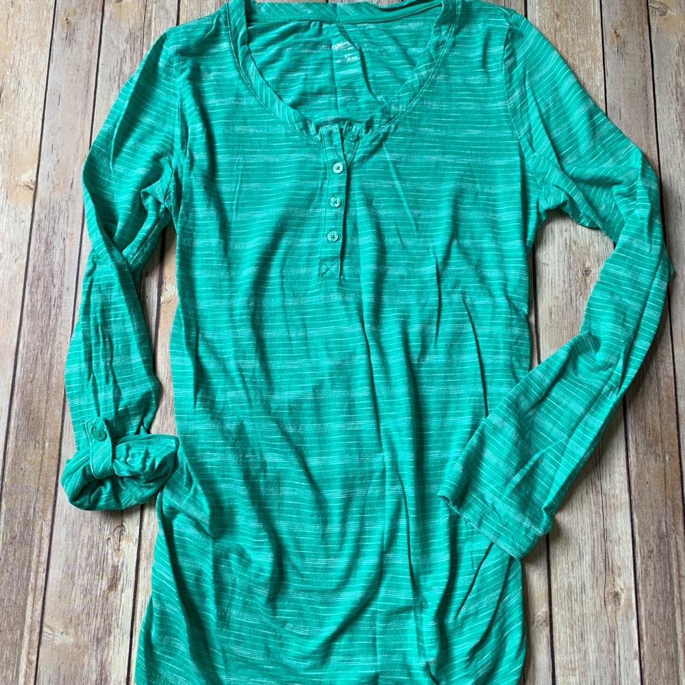 Liz Lange Maternity top